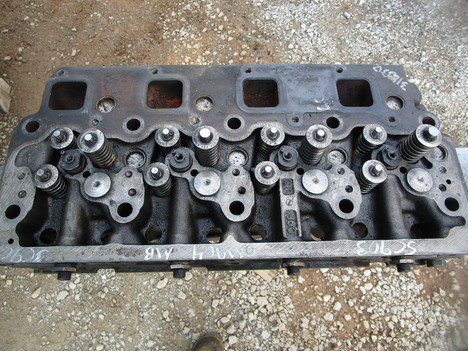 USED 2005 MERCEDES-BENZ OM904LA CYLINDER HEAD TRUCK PARTS #17086