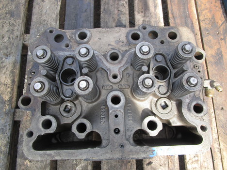 USED CUMMINS 855 SMALL CAM CYLINDER HEAD TRUCK PARTS #17137
