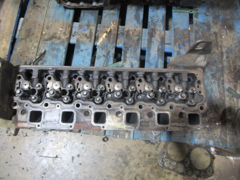 USED MERCEDES-BENZ OM926LA CYLINDER HEAD TRUCK PARTS #17494