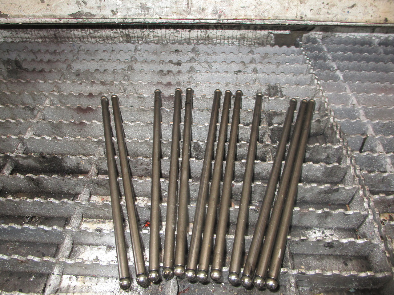 INTERNATIONAL T444E PUSH RODS FOR SALE #T444E 10 1/4 INCH PUSH ROD