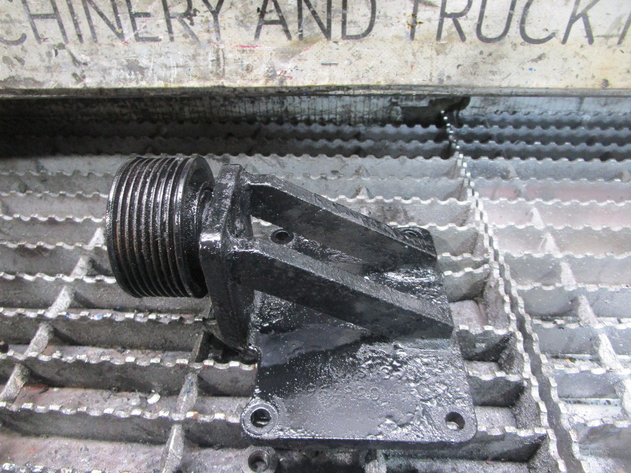 CUMMINS DIESEL ENGINE BELT TENSIONER PULLEY FOR SALE #3964820