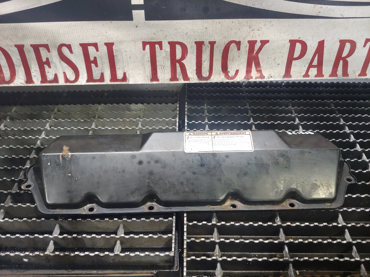 International 7 3 powerstroke valve cover for sale international 7 3l