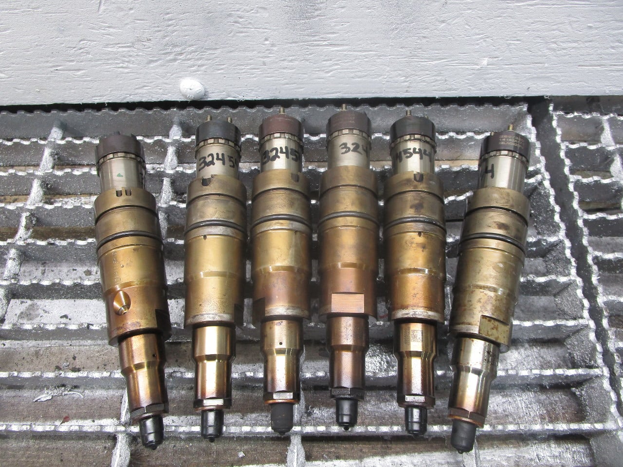 2014 CUMMINS ISX15 Fuel Injector #1 2014 CUMMINS ISX15 Fuel Injector #1