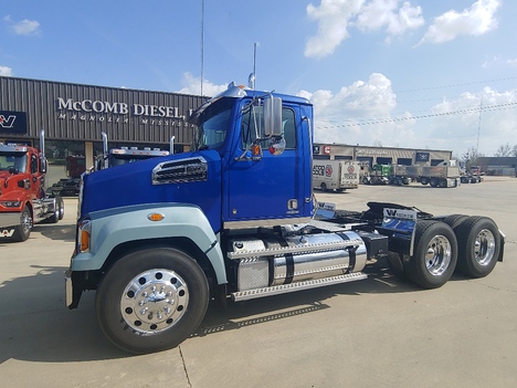 USED 2018 WESTERN STAR 4700SF TANDEM AXLE DAYCAB TRUCK #1128-1