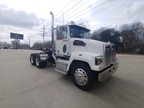 USED 2018 WESTERN STAR 4700SF TANDEM AXLE DAYCAB TRUCK #1129-1
