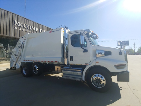 NEW WESTERN STAR 49X TANDEM AXLE DAYCAB TRUCK #1131-8