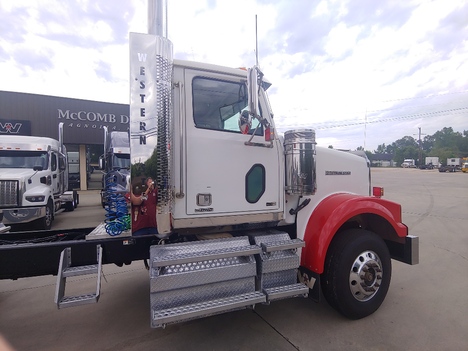 USED 2013 WESTERN STAR 49X TANDEM AXLE DAYCAB TRUCK #1134-2