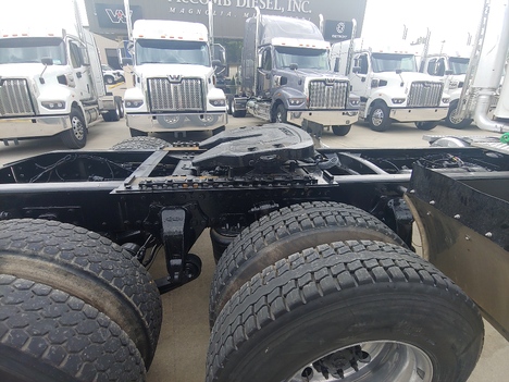 USED 2013 WESTERN STAR 49X TANDEM AXLE DAYCAB TRUCK #1134-4