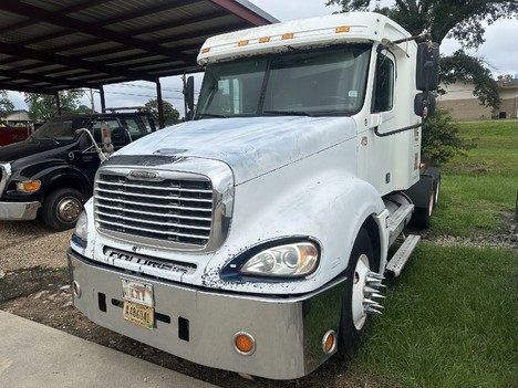 2003 FREIGHTLINER Columbia Tandem Axle Sleeper #1198