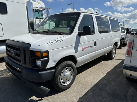 2013 FORD E350 Passenger Van #2207