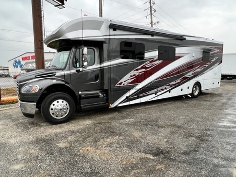 2024 RENEGADE Verona 40 VRB Motorcoach