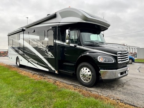 2024 RENEGADE Verona 40VBH Motorcoach