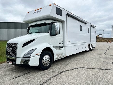 2024 RENEGADE Classic 43CMD Motorcoach