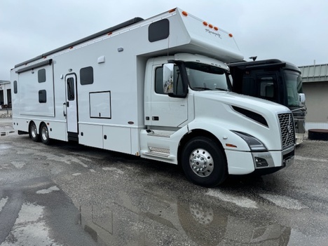 2024 RENEGADE Classic 45CBF Motorcoach