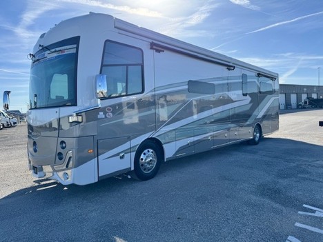 2026 HOLIDAY RAMBLER Armada 40P Motorcoach