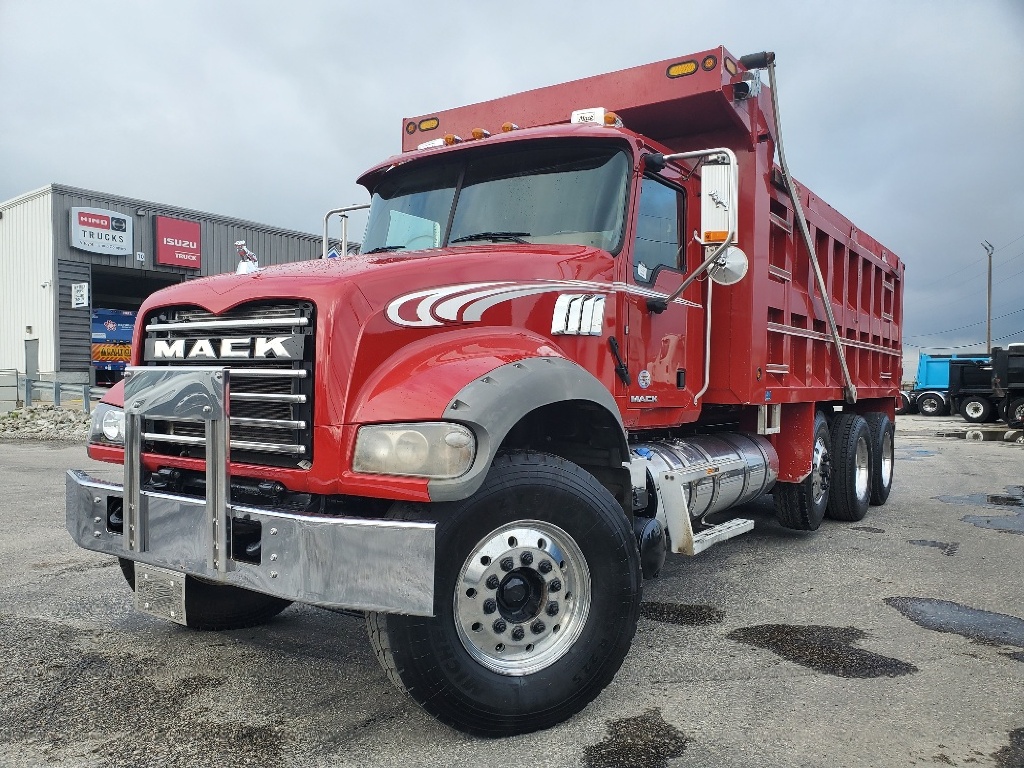2018 MACK GU713 Dump Truck #1