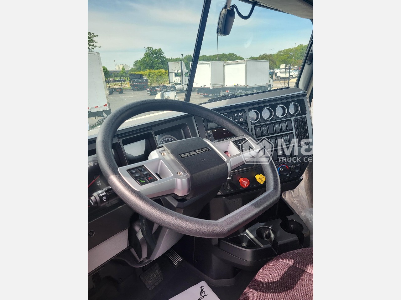 2025 Mack - image 6