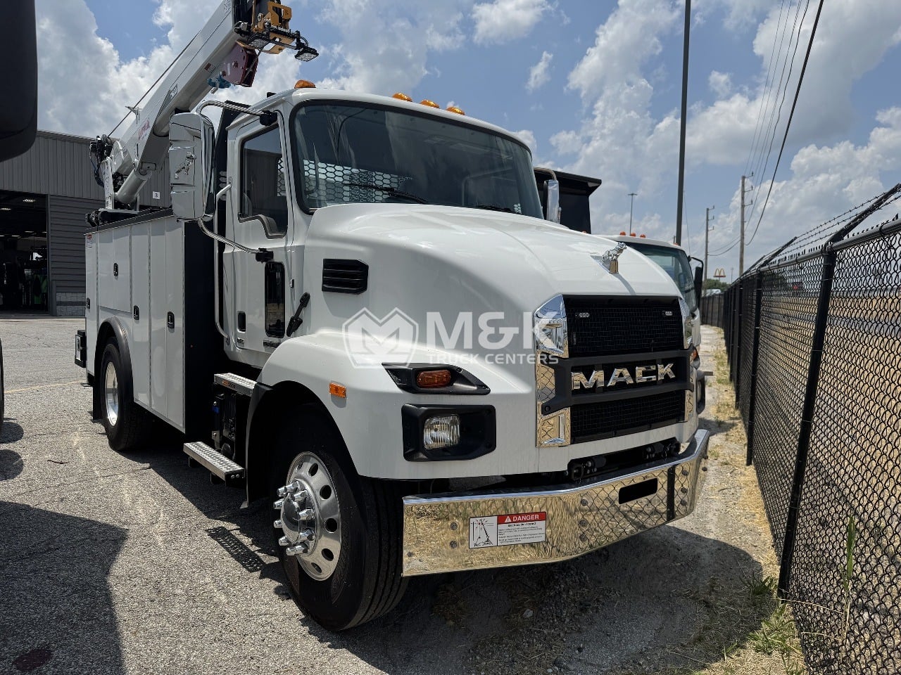 2024 Mack - image 6