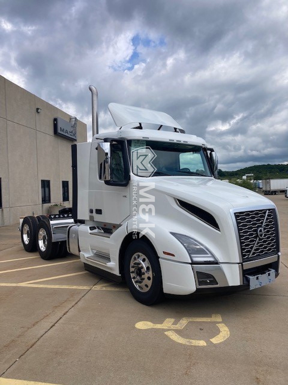 2025 VOLVO VNL64T300 DAYCAB FOR SALE 313022