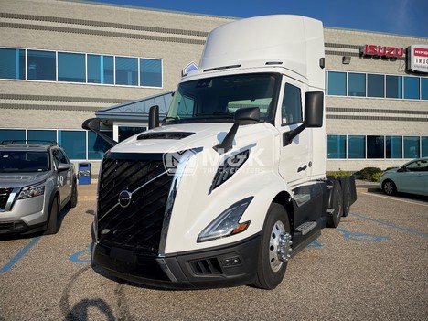 2025-volvo-vnl64t300-daycab #314224