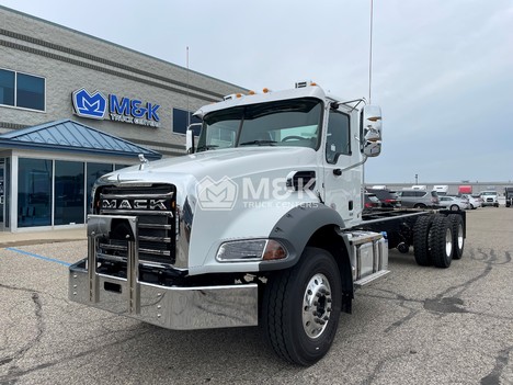 2026-mack-granite-gr64b-cab-chassis-truck #314753