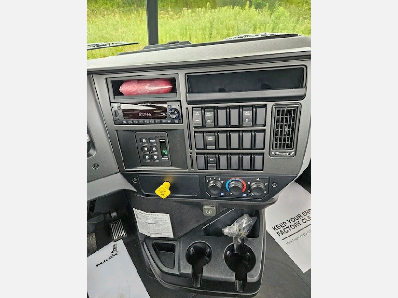2025 Mack - image 10
