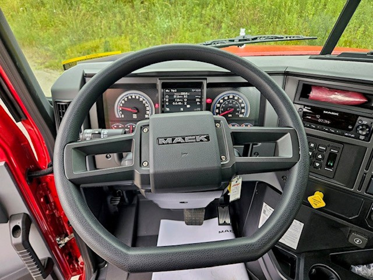 2025 Mack - image 9