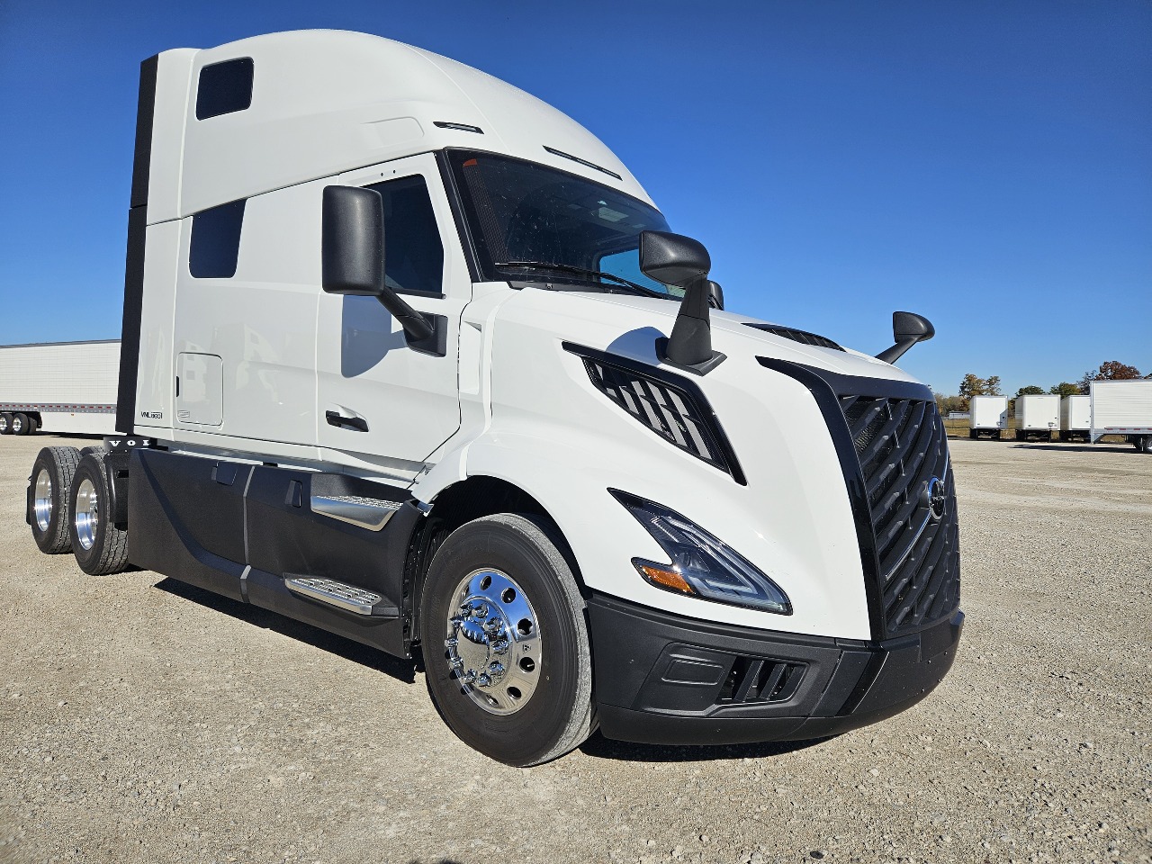 2026 Volvo VNL 860 - image 3