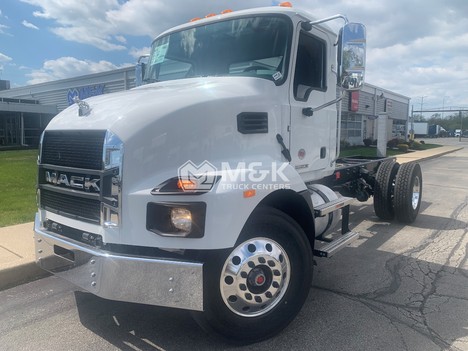 2026-mack-md-md6-187-wb-cab-chassis-truck #318355