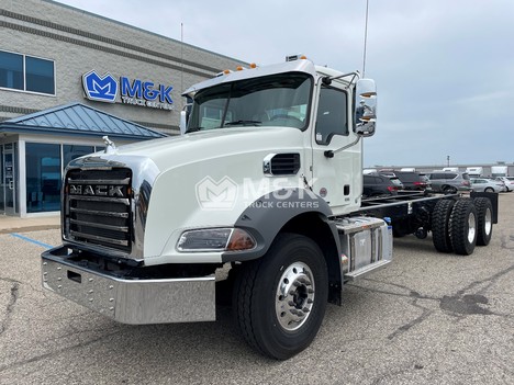 2026-mack-granite-gr64b-cab-chassis-truck #318459