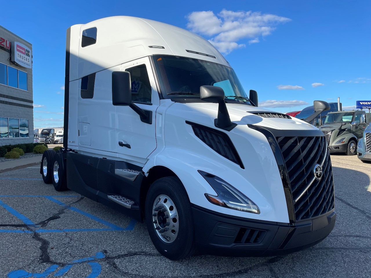 2026 Volvo - image 2