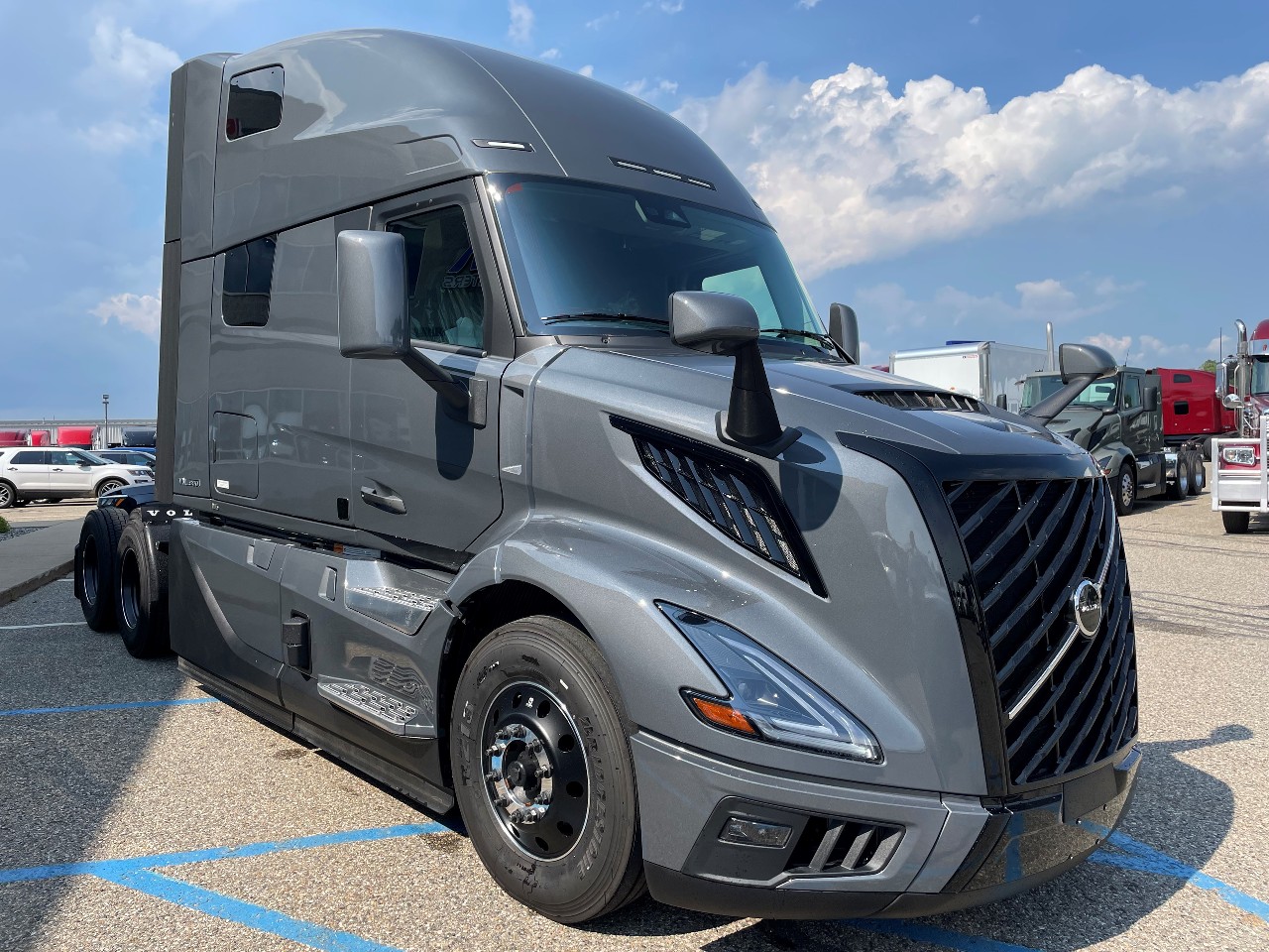 2026 Volvo - image 2