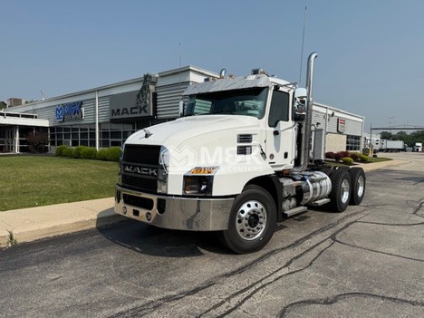 mack-an64t-daycab #319930