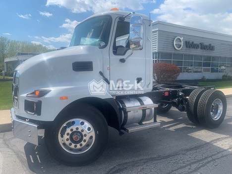 2026-mack-md-md6-151-wb-cab-chassis-truck #320085