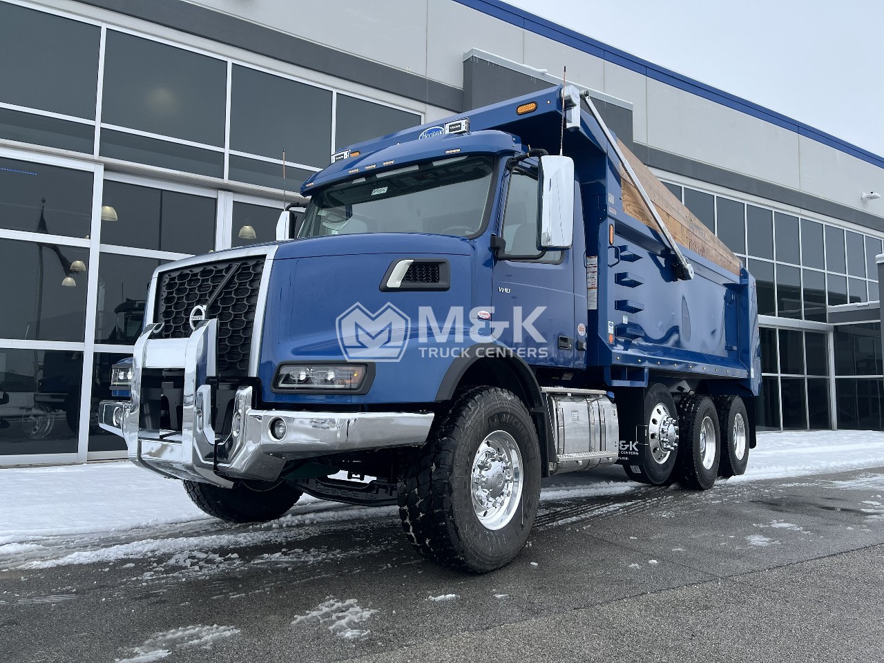 2026 Volvo - image 1