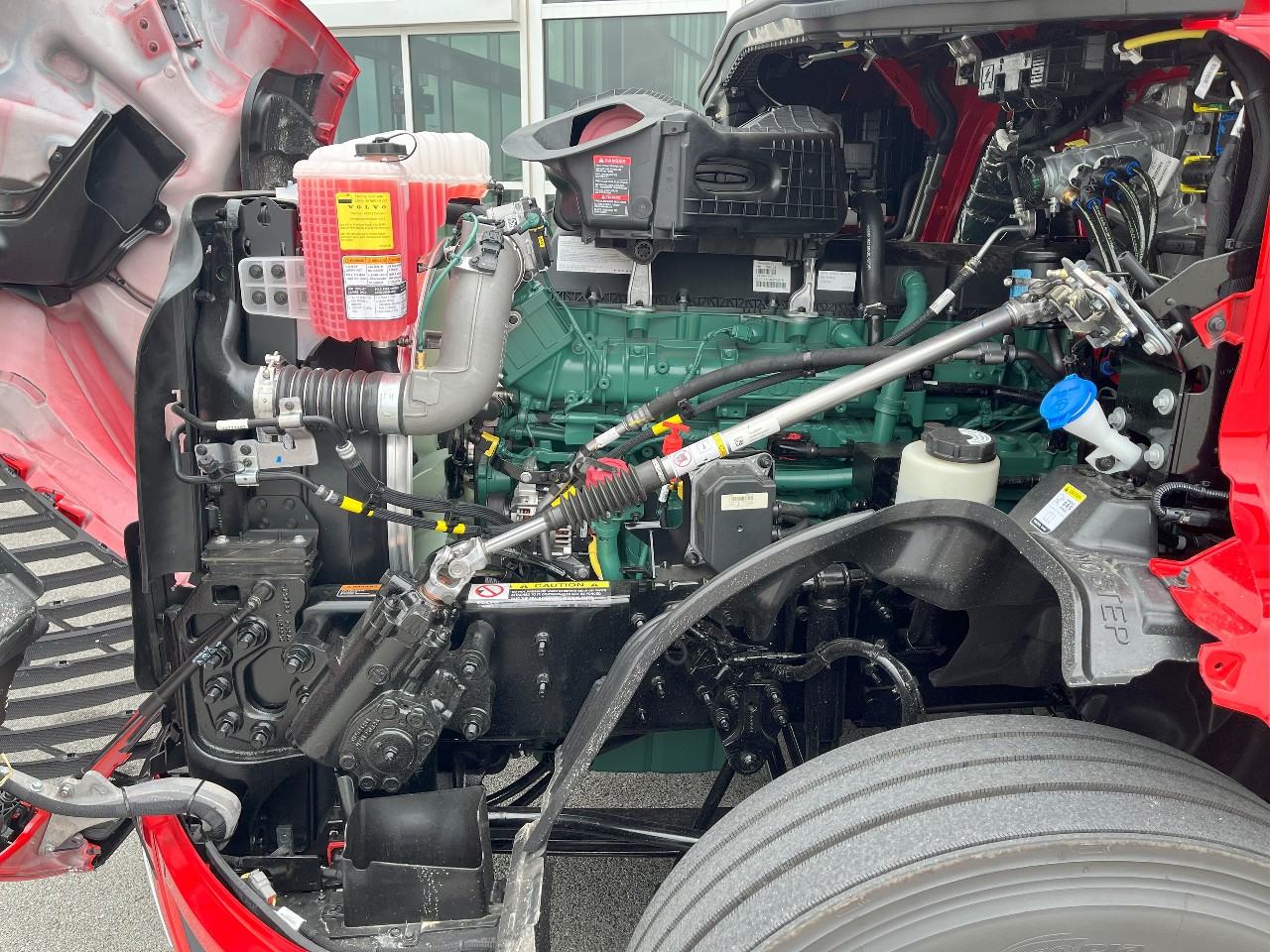 2026 Volvo - image 14