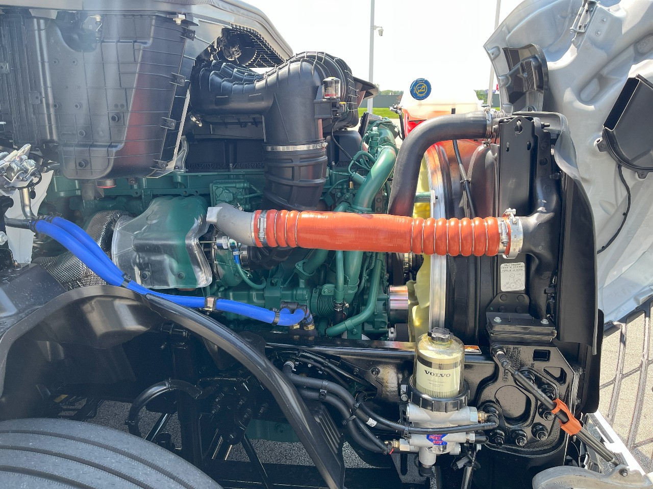 2026 Volvo - image 16