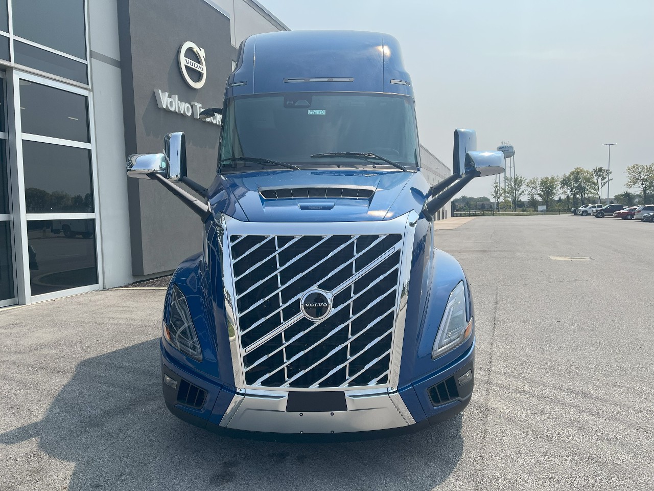 2026 Volvo - image 2