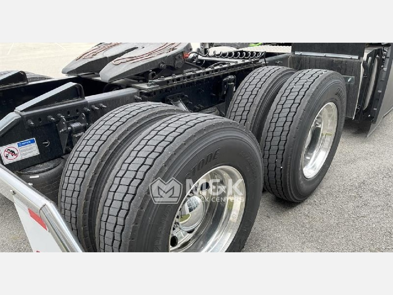 2026 Volvo - image 5