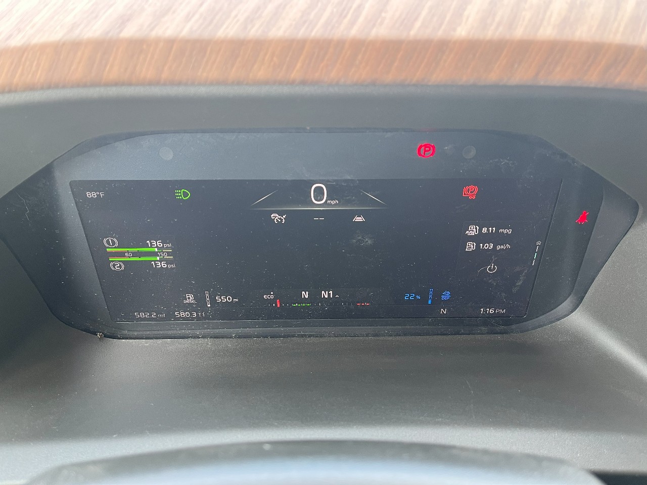 2026 Volvo - image 11