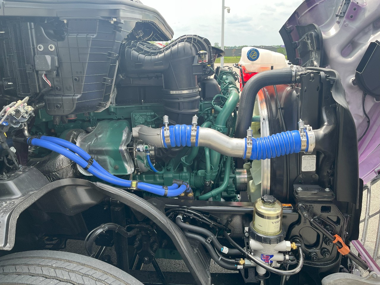 2026 Volvo - image 20