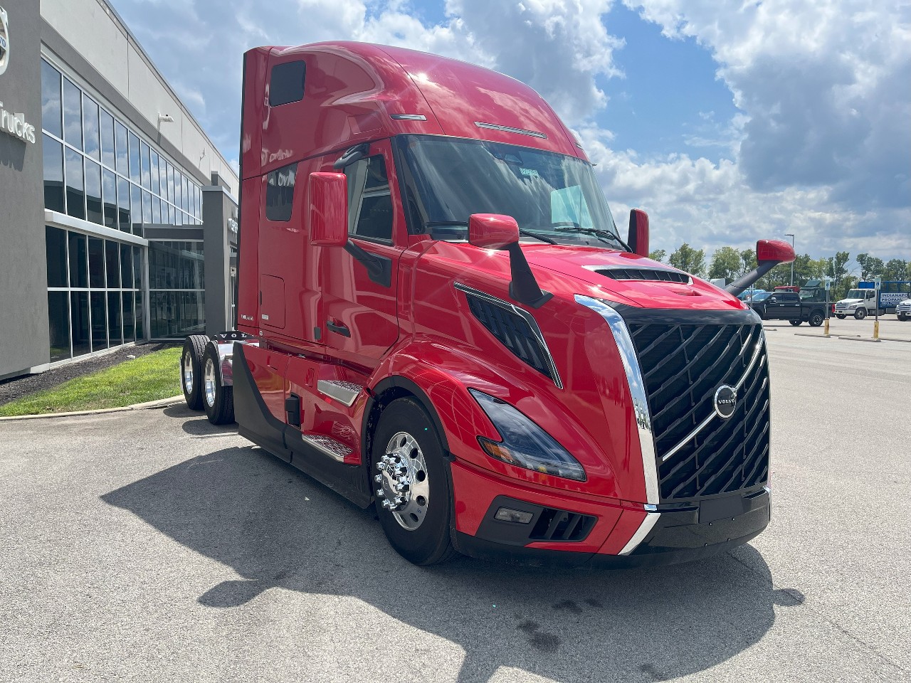 2026 Volvo - image 3