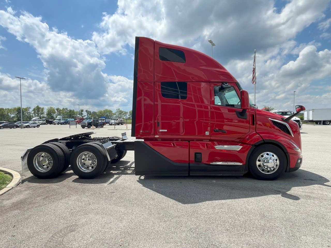 2026 Volvo - image 4