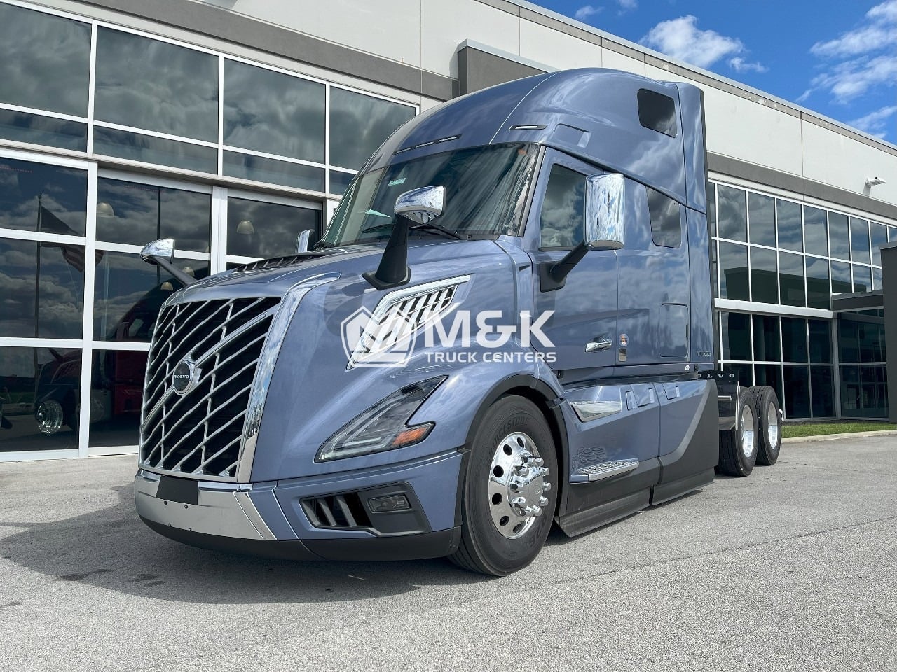 2026 Volvo - image 1