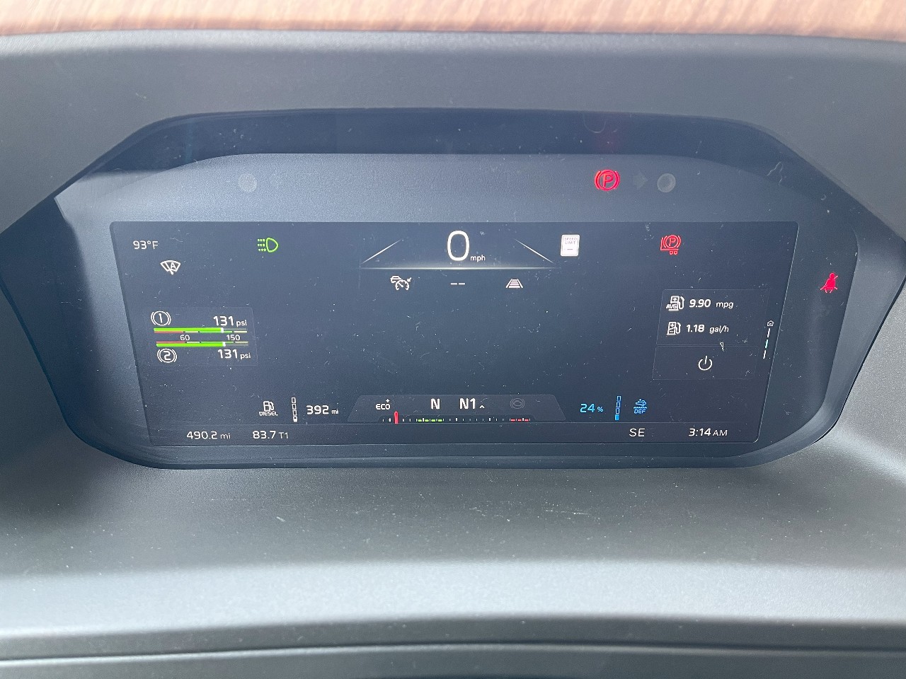 2026 Volvo - image 10