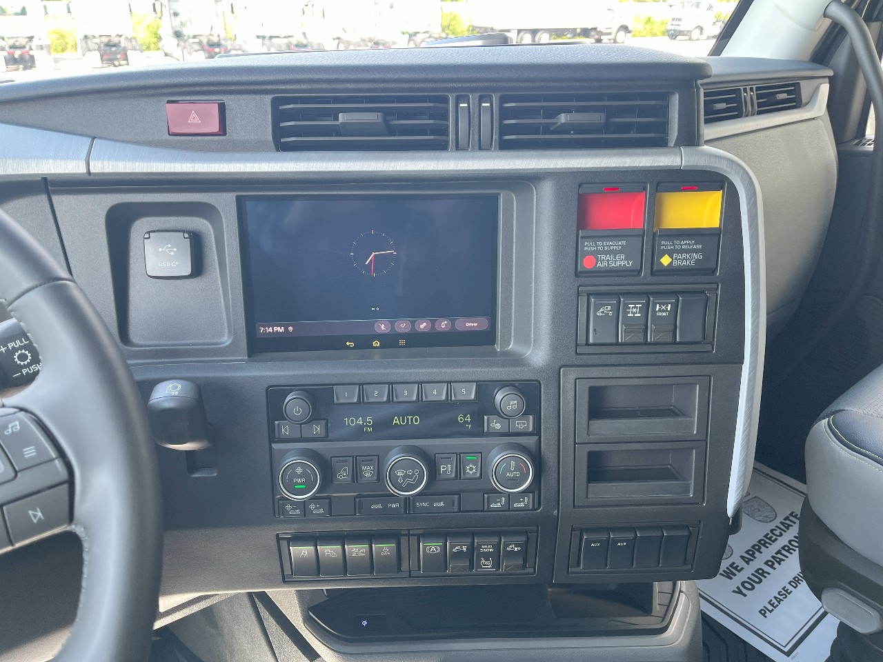 2026 Volvo - image 12