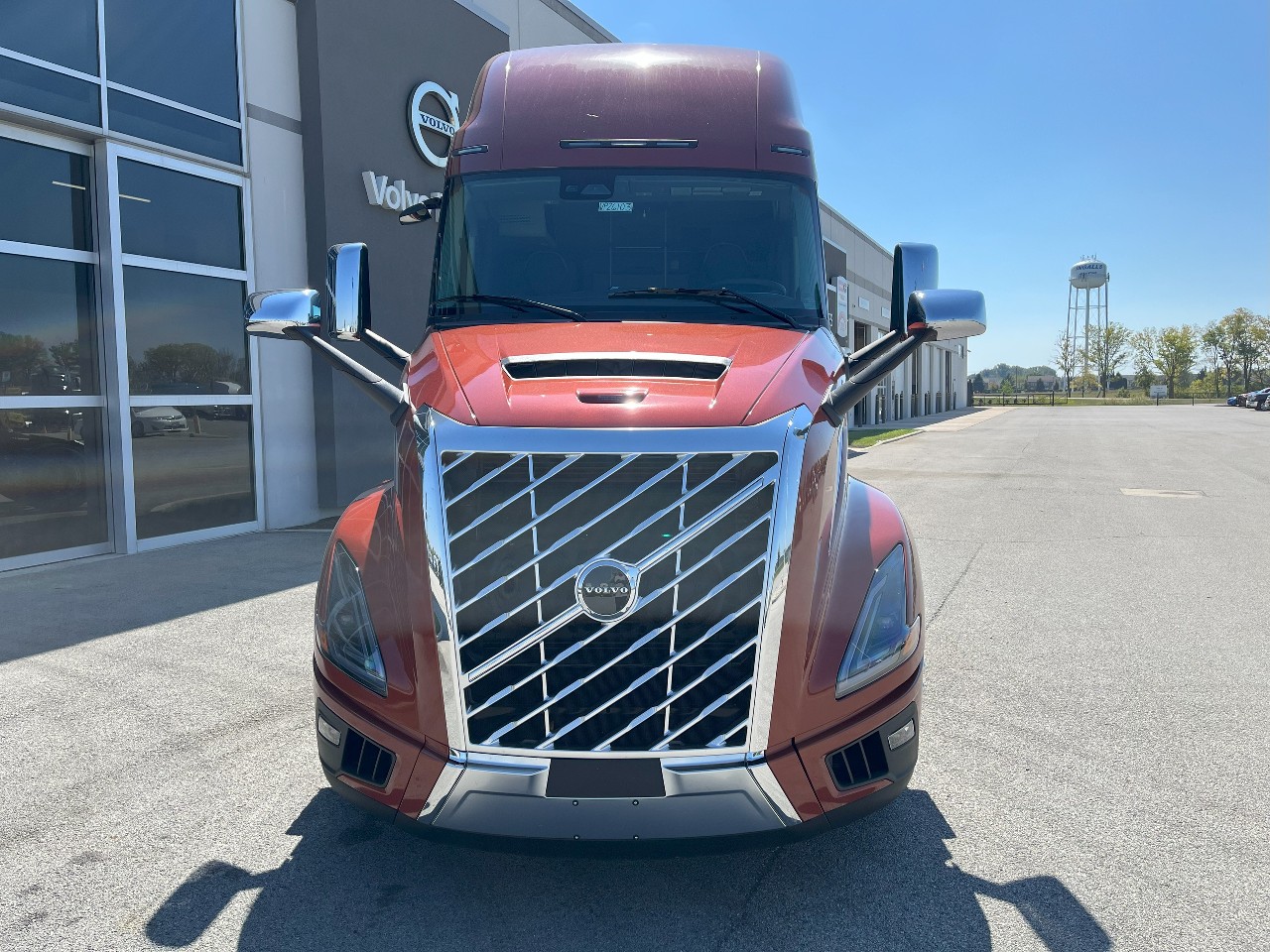 2026 Volvo - image 2