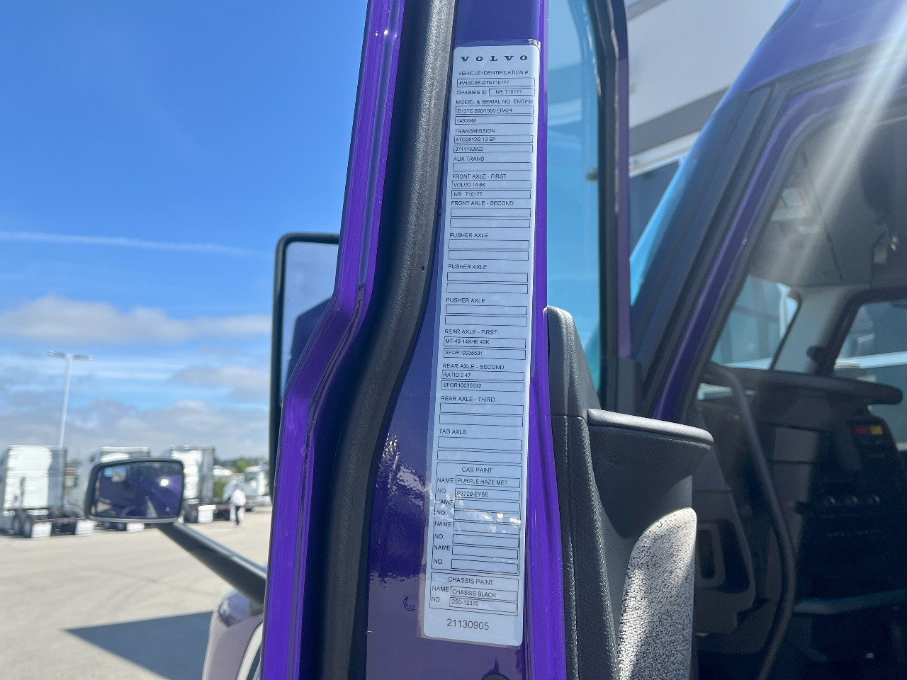 2026 Volvo - image 10