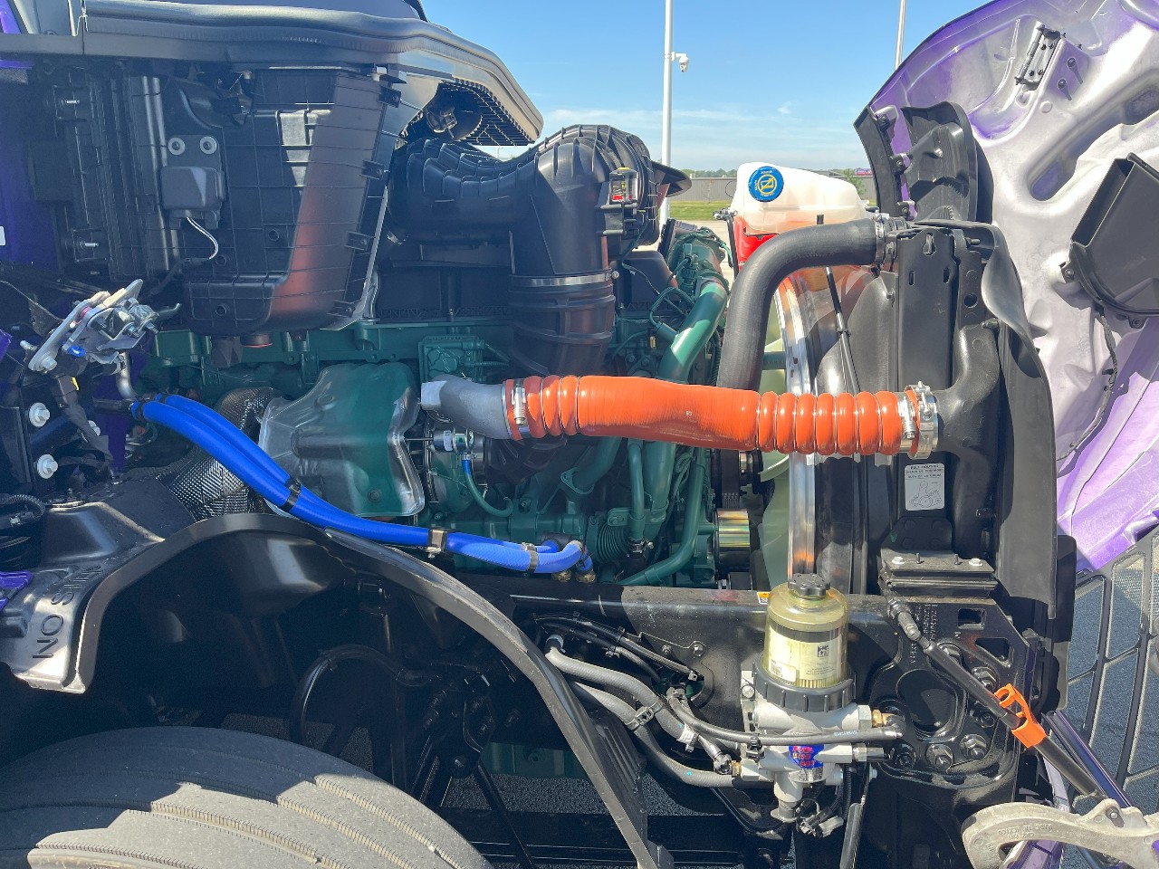 2026 Volvo - image 20