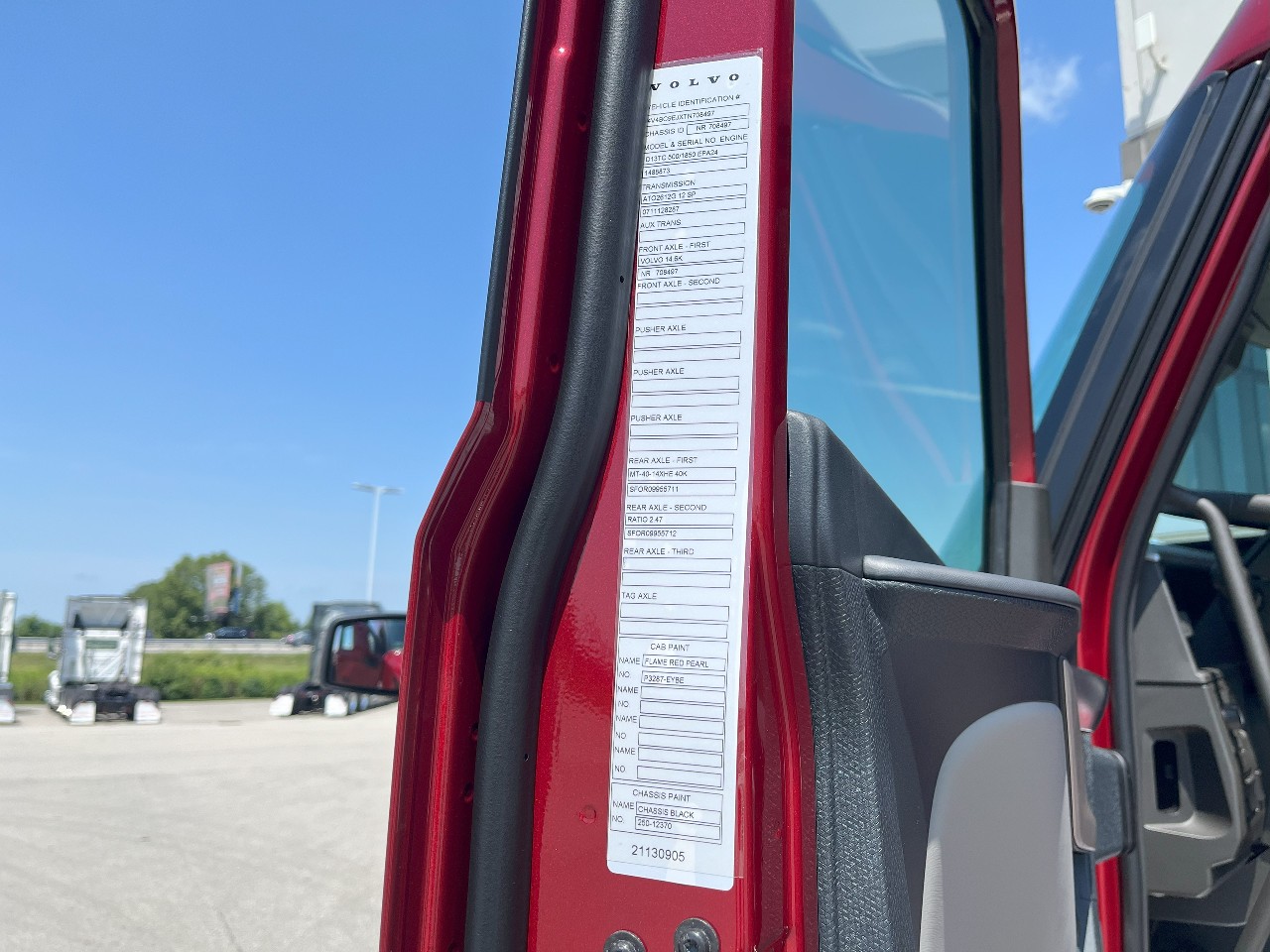 2026 Volvo - image 10